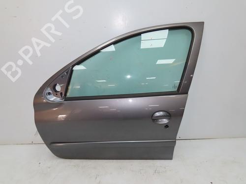 Used Left front door PEUGEOT 206+ (2L_, 2M_) 1.4 HDi eco 70 (68 hp) 26404405