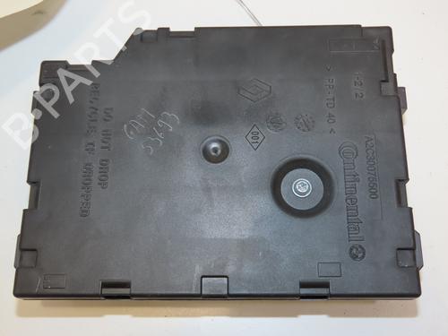 Used Card reader RENAULT CLIO IV (BH_) 1.5 dCi 90 (90 hp) 28967465