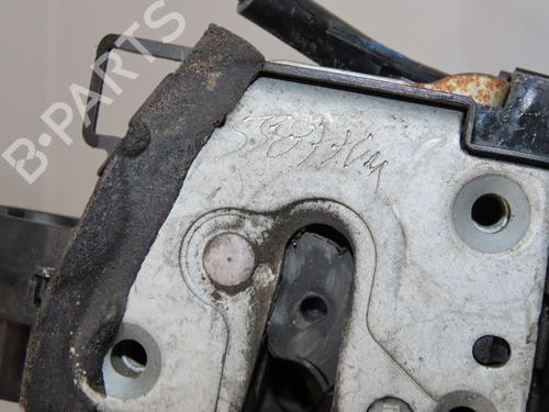 Used Front right lock Front right lock RENAULT TRAFIC Bus (T_, P_, V_) 2.1 D (58 hp) 33728123 33728123