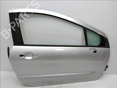 Used Right front door PEUGEOT 308 I (4A_, 4C_) 1.6 HDi (90 hp) 19319563