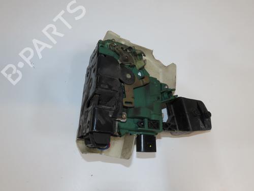 Venstre fortil lås Venstre fortil lås VW PASSAT B5.5 Variant (3B6) 1.9 TDI (130 hp) 33681068 33681068