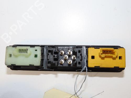 Left front window switch BMW 3 (E36) 325 tds | BP39893952I27 - Image 2