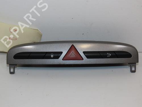 Used Warning switch PEUGEOT 308 I (4A_, 4C_) 1.6 HDi (90 hp) 19319523