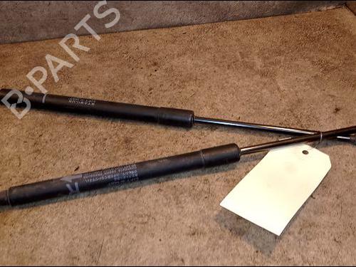 Used Tailgate lift support TOYOTA YARIS (_P9_) 1.4 D-4D (NLP90_, NLP90R) (90 hp) 14880082