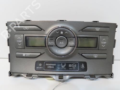 Used Climate control Climate control TOYOTA AURIS (_E15_) 1.4 D-4D (NDE150_, NDE150R) (90 hp) 33860632 33860632