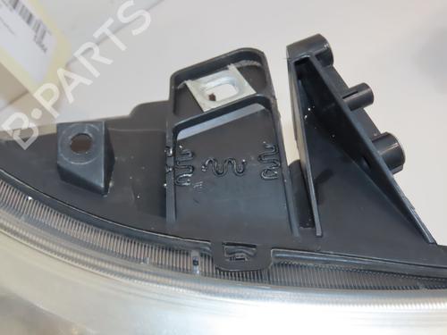 Used Right headlight Right headlight FIAT DUCATO Van (250_) 130 Multijet 2,3 D (131 hp) 28832461 28832461
