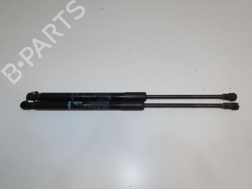 Used Tailgate lift support Tailgate lift support TOYOTA YARIS (_P13_) 1.5 Hybrid (NHP130_) (101 hp) 30867404 30867404