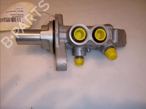 Used Brake master cylinder Brake master cylinder RENAULT MEGANE IV Hatchback (B9A/M/N_) 1.5 Blue dCi 115 (B9A6) (116 hp) 11976454 11976454