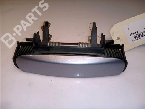 Used Front right exterior door handle AUDI A3 Sportback (8PA) 2.0 TDI 16V (140 hp) 11102283
