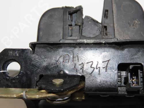 Used Tailgate lock Tailgate lock 32432979 32432979
