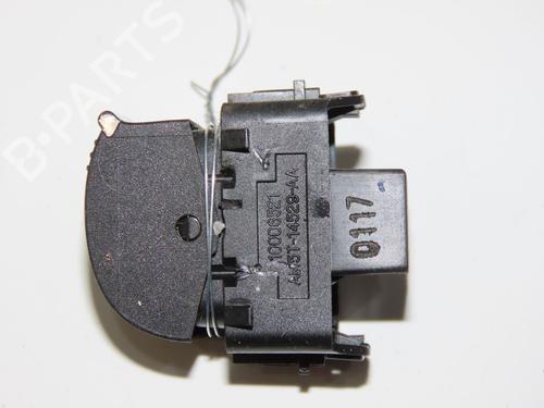 switch-ford-c-max-ii-dxacb7-dxaceu-2010-2011-2012-2013-2014-2015-2016-2017-2018-2019-31372095 main image