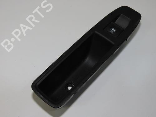 Used Left rear window switch Left rear window switch RENAULT CLIO V (B7_) 1.5 Blue dCi 100 (B7AD) (101 hp) 33998880 33998880