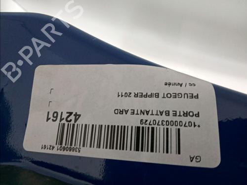 right-tailgate-peugeot-bipper-tepee-14-1636296280-2008-11103800 main image