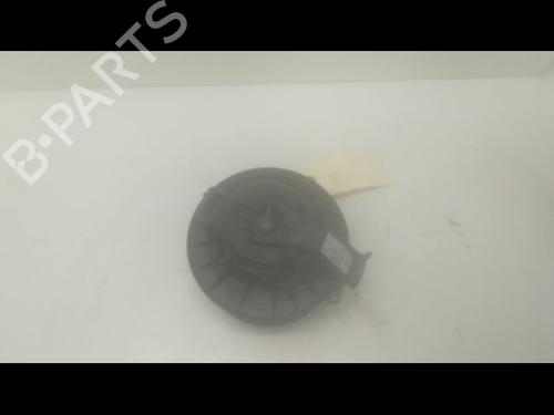 Used Heater blower motor FORD FIESTA VI (CB1, CCN) 1.4 TDCi (70 hp) 9601697