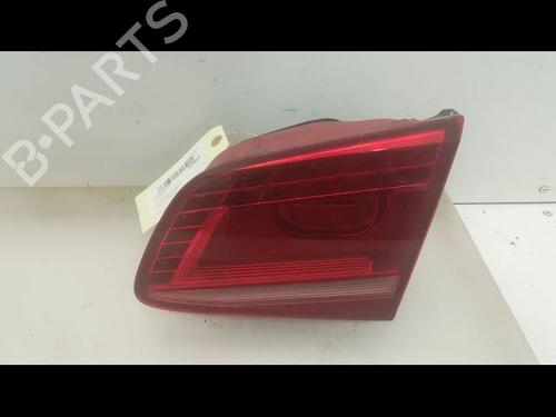 right-tailgate-light-vw-passat-b7-362-16-tdi-3ae945308c-2010-2011-2012-2013-2014-2015-9599143 main image