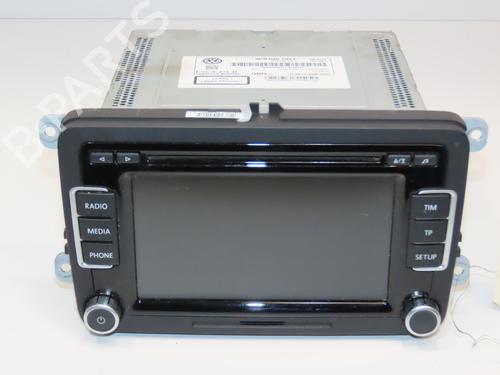 Used Radio VW POLO V (6R1, 6C1) 1.6 TDI (90 hp) 28968050