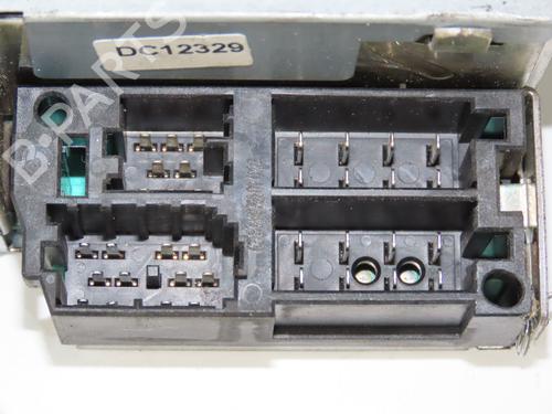 Used Radio RENAULT CLIO III (BR0/1, CR0/1) 1.5 dCi (BR17, CR17) (86 hp) 32277452