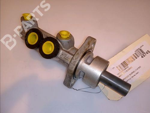 Hoofdremcilinder RENAULT SCÉNIC I MPV (JA0/1_, FA0_) 1.9 dCi (JA05, JA1F) (102 hp) 11226943