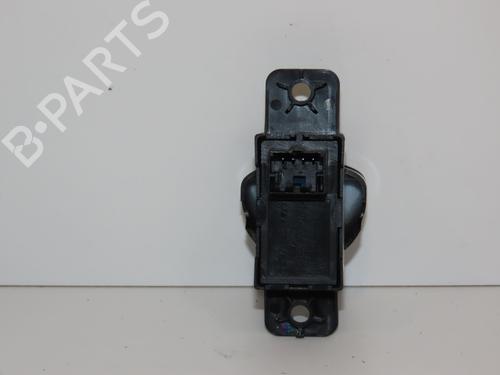 Used Left front window switch Left front window switch ABARTH 500 / 595 / 695 1.4 (312.AXZ11) (165 hp) 28831730 28831730