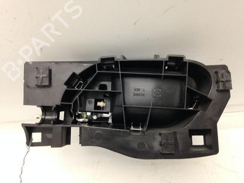 Used Rear right interior door handle Rear right interior door handle 9593953 9593953
