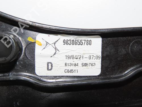Vindusheismekanisme høyre foran DS DS 7 Crossback (J4_, JR_, JC_) 1.5 BlueHDi 130 (JCYHZJ, JCYHZR) (130 hp) 30955827