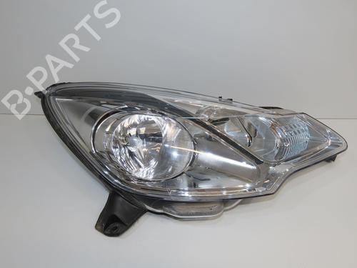 Used Right headlight Right headlight 37411098 37411098