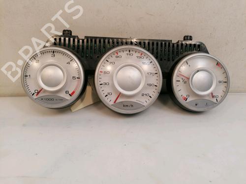 Used Instrument cluster PEUGEOT 807 (EB_) 2.0 HDI (136 hp) 16688201