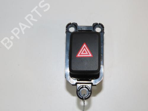 Used Warning switch Warning switch KIA CEE'D (JD) 1.0 T-GDI (120 hp) 32457504 32457504