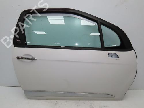 right-front-door-ds-ds-3-sa_-2015-2016-2017-2018-2019-28831262 main image