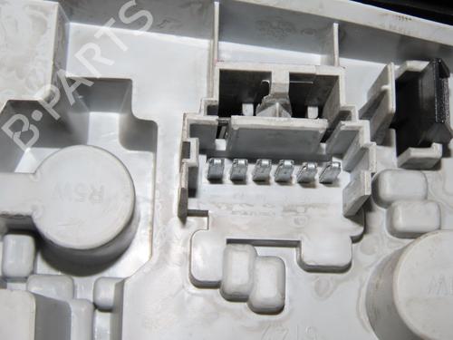 Used Left taillight RENAULT MODUS / GRAND MODUS (F/JP0_) 1.5 dCi (FP0F, JP0F) (86 hp) 31121252