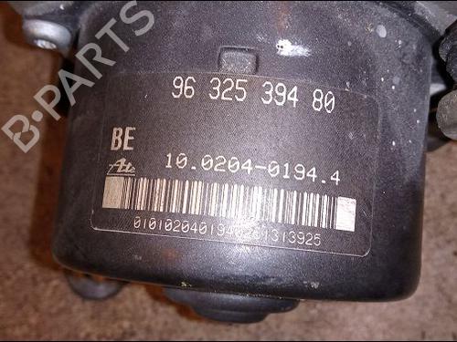 Used ABS pump PEUGEOT 206 Hatchback (2A/C) 1.6 16V (109 hp) 9618461