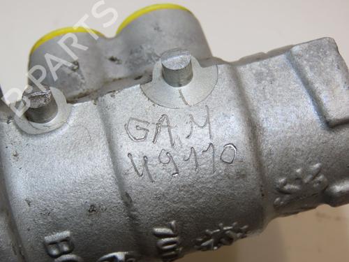 Brake master cylinder PEUGEOT RCZ 2.0 HDi | BP26383581M77