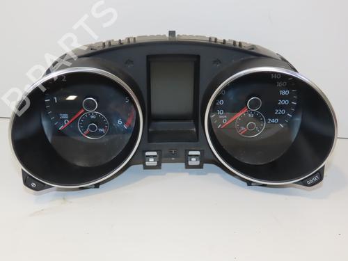 Instrument cluster VW GOLF VI (5K1) 2.0 TDI | BP28968024C47