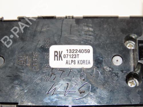 Venstre fortil elrude kontakt OPEL VECTRA C GTS (Z02) 1.9 CDTI (F68) (120 hp) 28831710