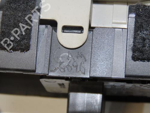 Interruttore CITROËN C5 III (RD_) 2.0 HDi (RDRHD8, RDRHDJ, RDRHR8, RDRHRJ) (136 hp) 32004996