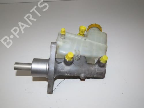 brake-master-cylinder-alfa-romeo-giulietta-940_-2010-2011-2012-2013-2014-2015-2016-2017-2018-2019-2020-31151632 main image