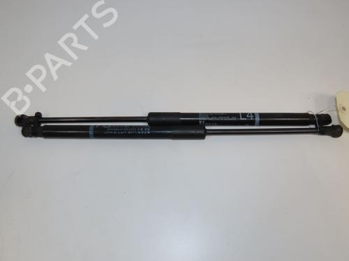 Used Tailgate lift support TOYOTA YARIS (_P13_) 1.5 Hybrid (NHP130_) (101 hp) 18476779