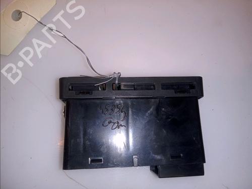 Bouton de warning BMW 3 Compact (E46) 320 td (150 hp) 13030934