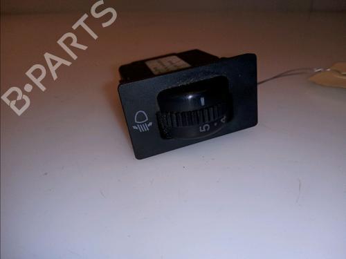 Comutador luzes Comutador luzes TOYOTA COROLLA Verso (ZER_, ZZE12_, R1_) 2.2 D-4D (AUR10_, AUR10R) (136 hp) 23174517 23174517