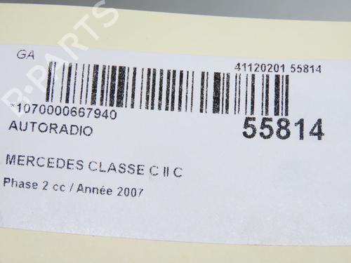 Used Radio MERCEDES-BENZ C-CLASS (W203) C 220 CDI (203.008) (150 hp) 31984601