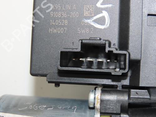 Vindusheismekanisme høyre foran RENAULT MEGANE III Hatchback (BZ0/1_, B3_) 1.2 TCe (BZ2B, BZ11) | BP30955828C23