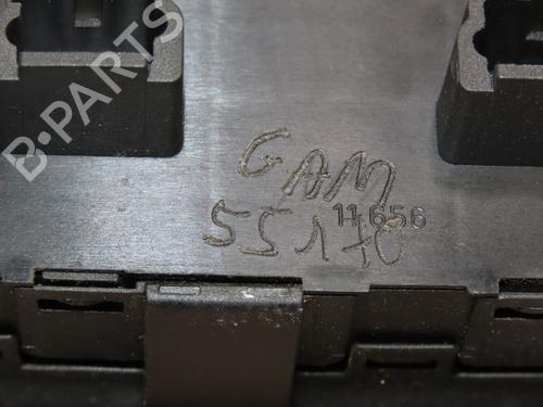 Used Left front window switch PEUGEOT 307 Break (3E) 2.0 HDI 110 (107 hp) 28831763