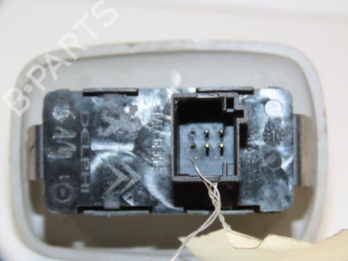 Right rear window switch CITROËN C5 III (RD_) 2.0 HDi (RDRHD8, RDRHDJ, RDRHR8, RDRHRJ) | BP28831770I28 - Image 2