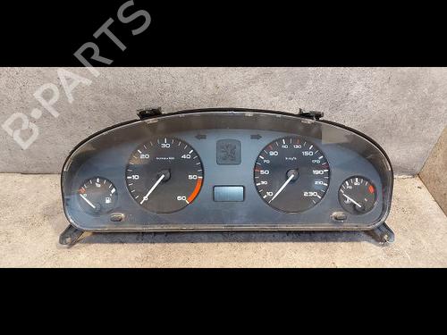 Used Instrument cluster PEUGEOT 406 (8B) 2.0 HDI 110 (109 hp) 9614017