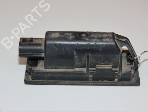 Used Licence plate light RENAULT CLIO III (BR0/1, CR0/1) 1.2 16V (BR02, BR0J, BR11, CR02, CR0J, CR11) (75 hp) 29263825