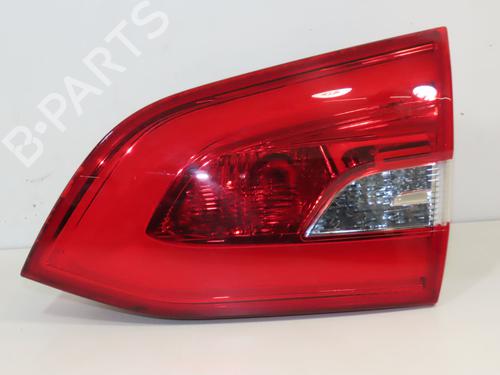 Used Right tailgate light Right tailgate light 18204728 18204728