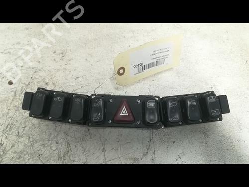 Used Warning switch Warning switch 9605633 9605633