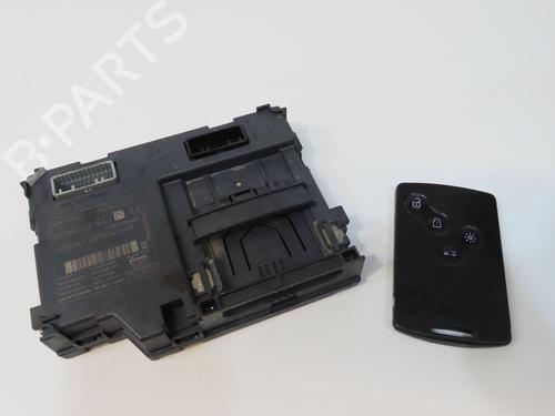 Kortlæser Kortlæser RENAULT CLIO IV Grandtour (KH_) 0.9 TCe 90 (90 hp) 33770366 33770366