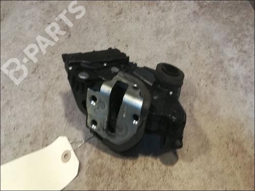 Used Front right lock TOYOTA YARIS (_P9_) 1.0 VVT-i (KSP90_, KSP90R) (69 hp) 9607037