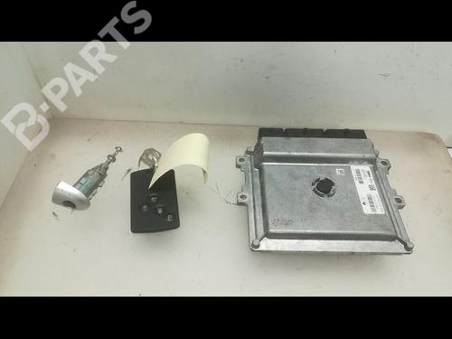 Used Engine control unit (ECU) RENAULT CAPTUR I (J5_, H5_) 0.9 TCe 90 (90 hp) 9597915